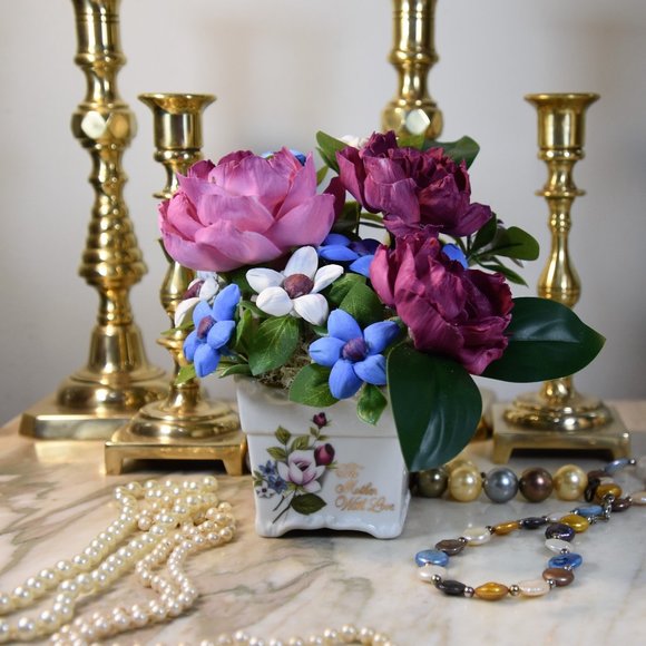 "For Mother with Love" painted on front of small trinket box w/ Sola flowers - Picture 8 of 14